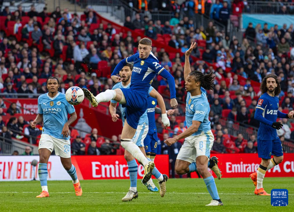  帕尔默球衣登顶热销榜，切尔西周边收益暴涨  